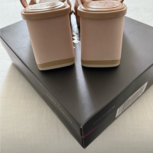 Vince Camuto Women's Tan Wedge Sandals - Picture 4 of 4